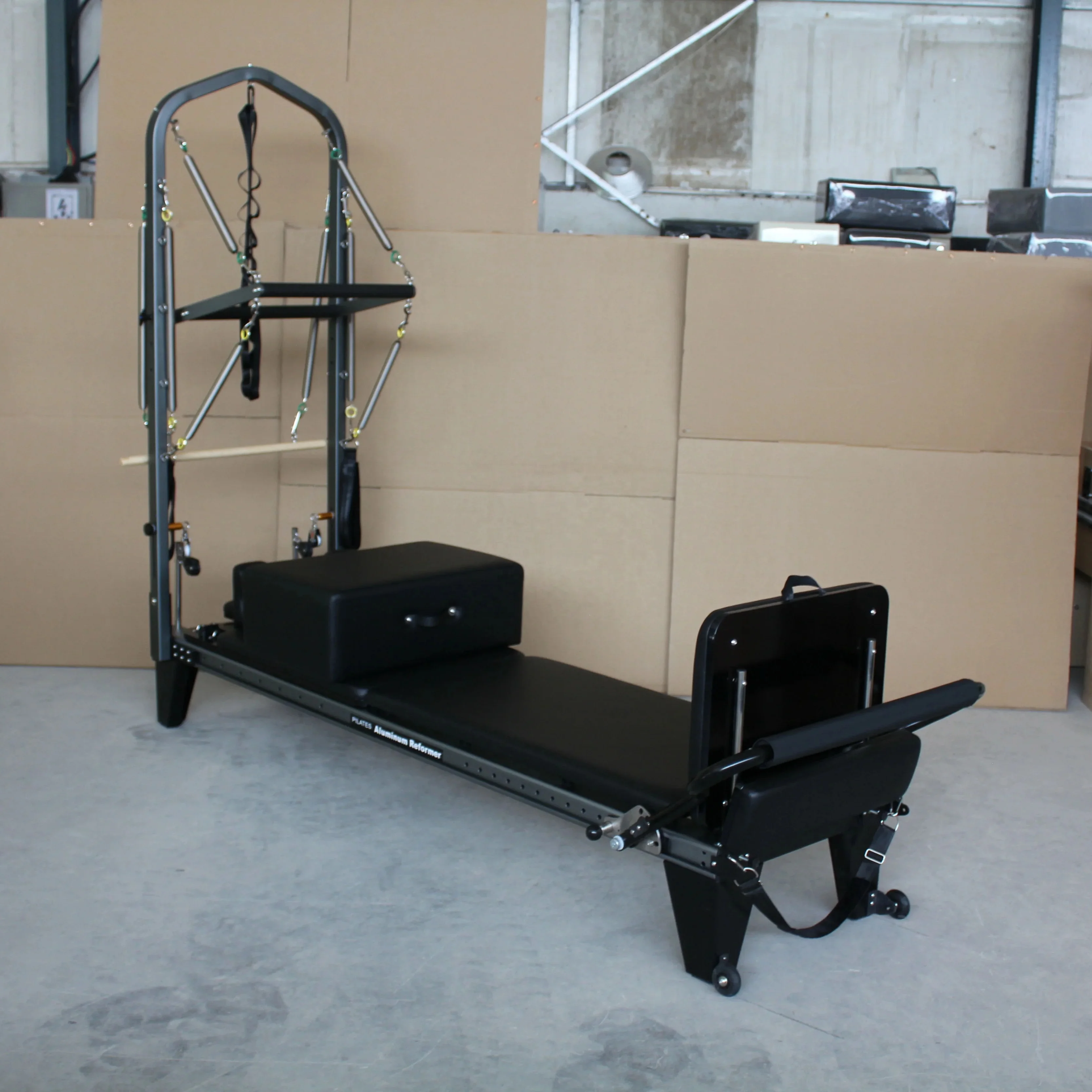 Pilates Reformer Spring - -Алюминиевый полутрапеционный студийный пружинный реформатор для