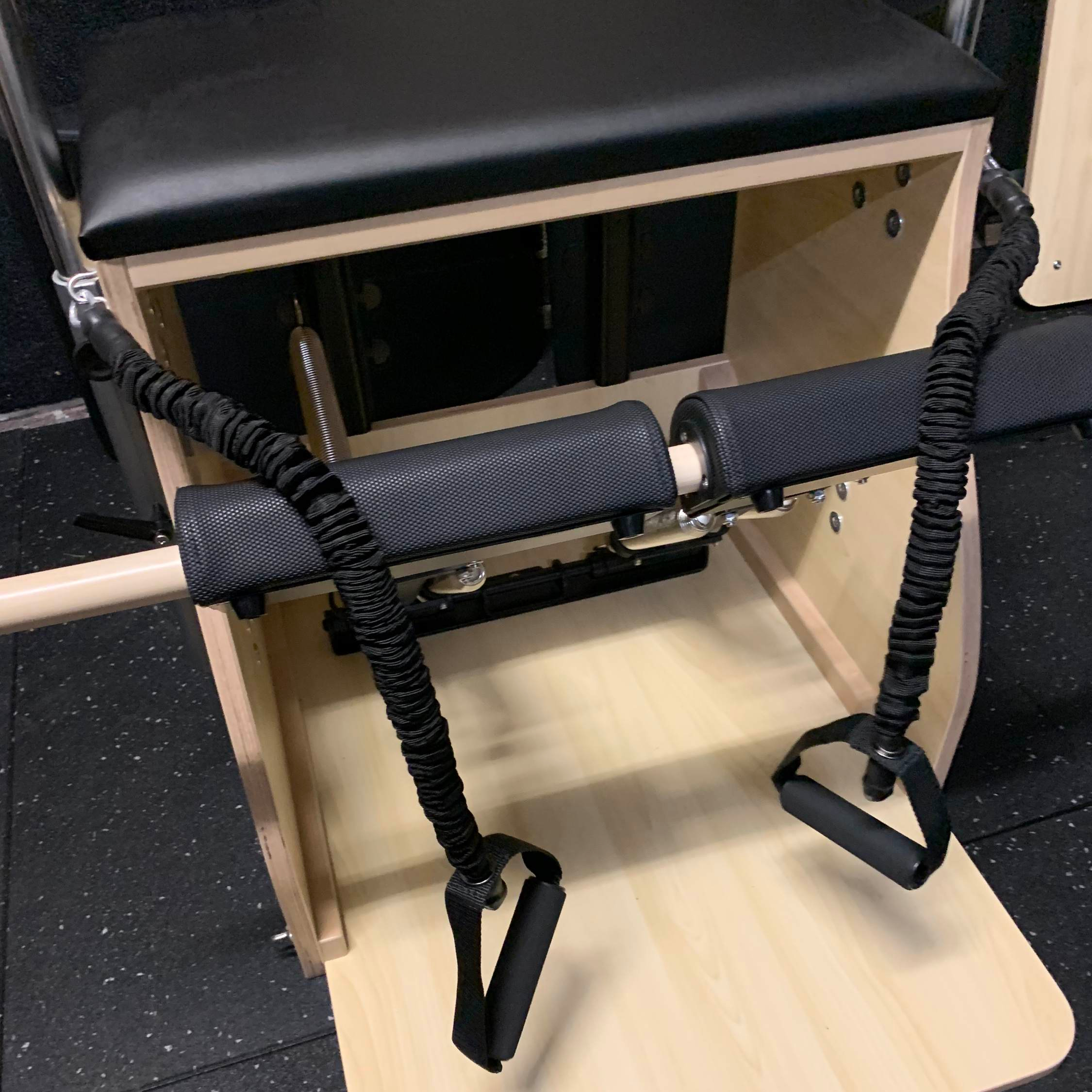 Тренажер для пилатеса Wunda Ch – обзор и цена Pilates Reformer Spring